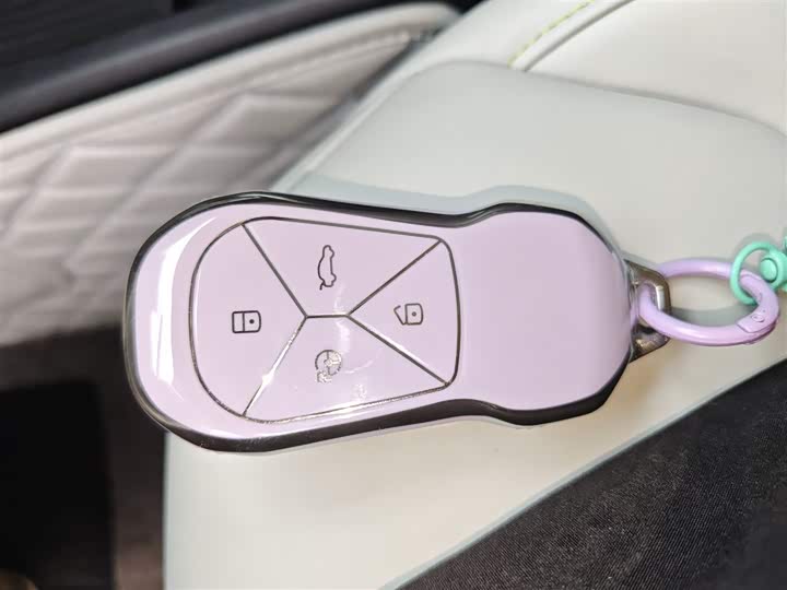 Фото 9 - XPeng G6