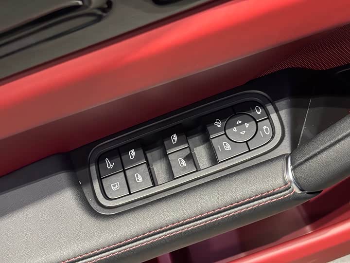 Фото 11 - Porsche Cayenne Hybrid