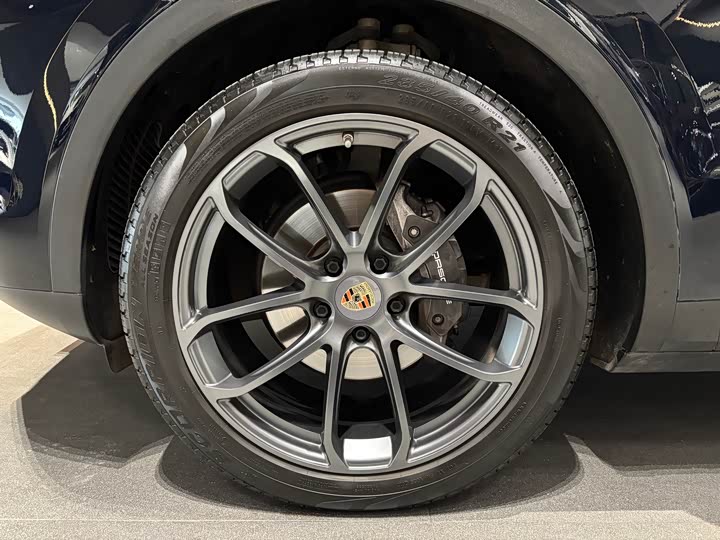 Фото 6 - Porsche Cayenne Hybrid