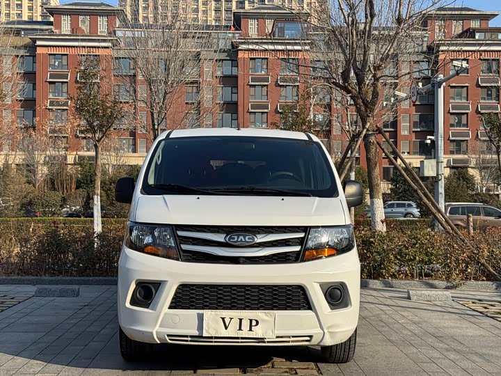 Фото 2 - JAC Refine M3