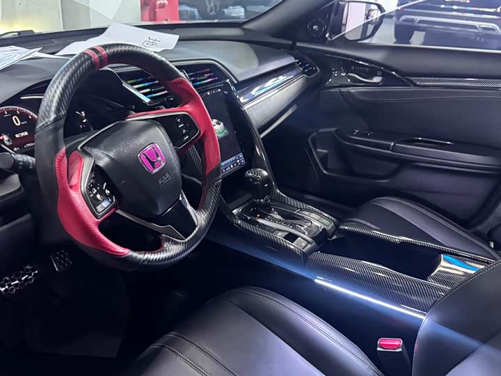 Фото 6 - Honda Civic