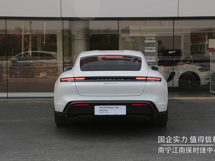 Фото 5 - Porsche Taycan