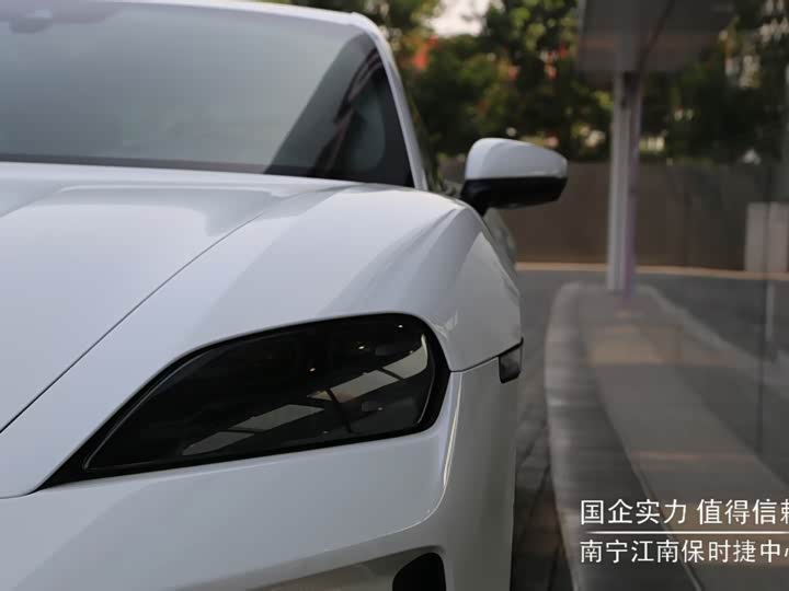 Фото 7 - Porsche Taycan