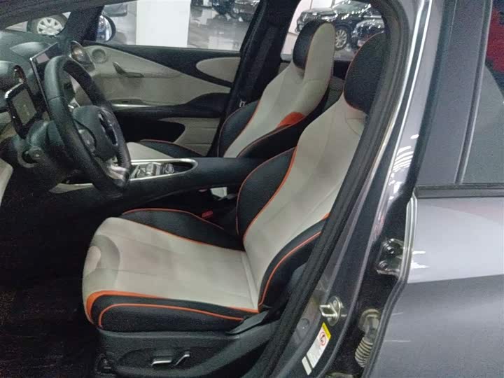 Фото 15 - BYD Dolphin