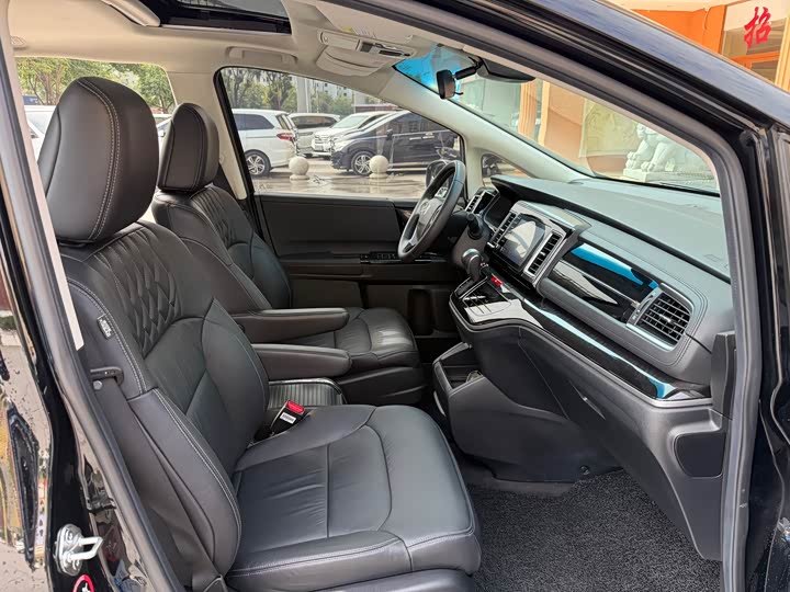 Фото 8 - Honda Elysion