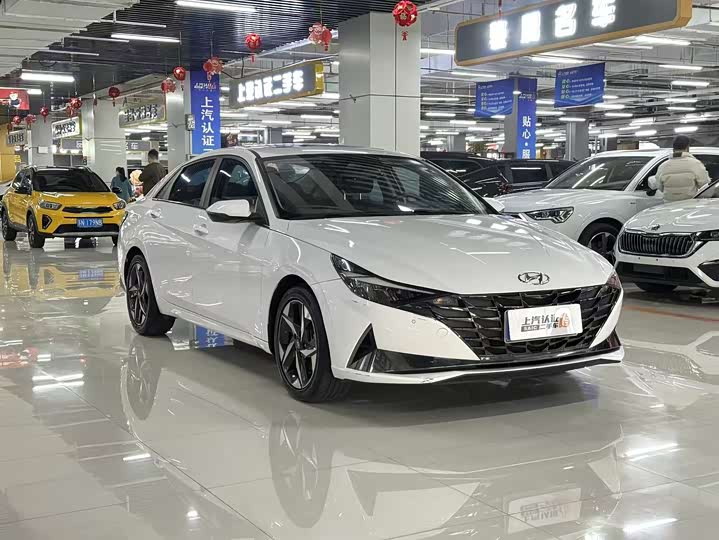 Фото 3 - Hyundai Elantra N line