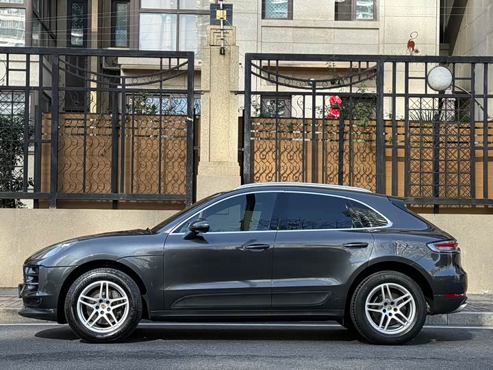 Фото 8 - Porsche Macan