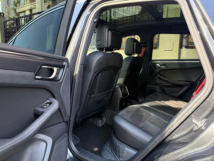 Фото 9 - Porsche Macan