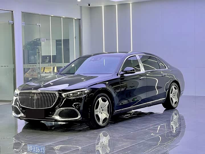 Фото 1 - Mercedes-Benz Maybach S-Class