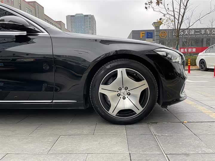 Фото 24 - Mercedes-Benz Maybach S-Class