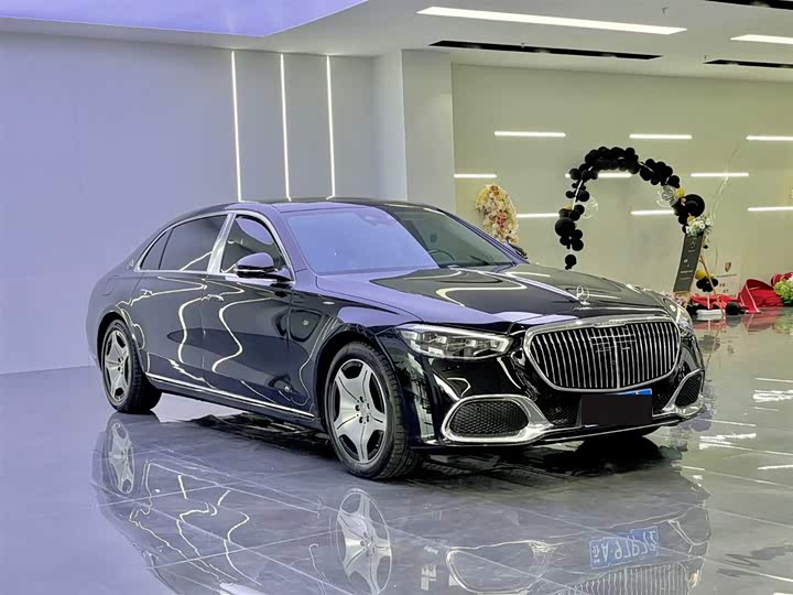 Фото 4 - Mercedes-Benz Maybach S-Class