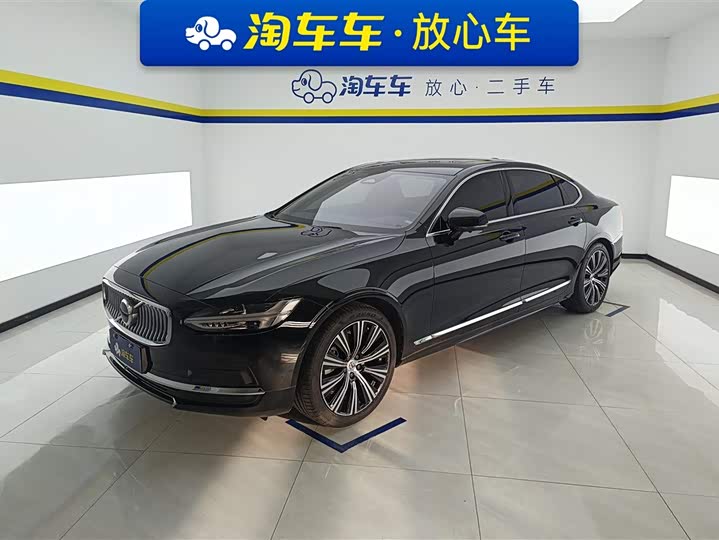 Фото 1 - Volvo S90