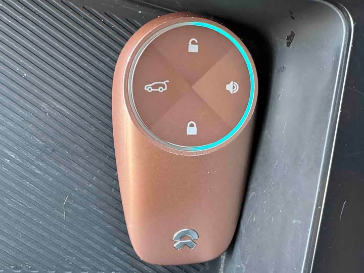 Фото 23 - Nio ES8