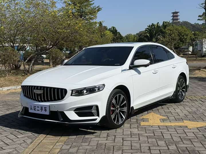 Фото 1 - Geely Preface