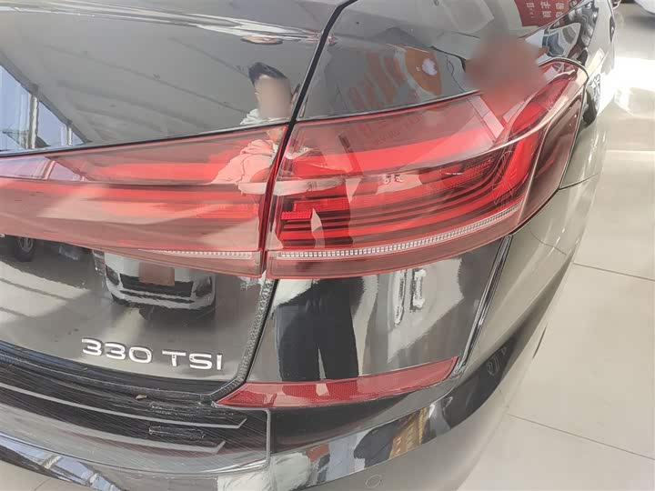 Фото 8 - Volkswagen Passat