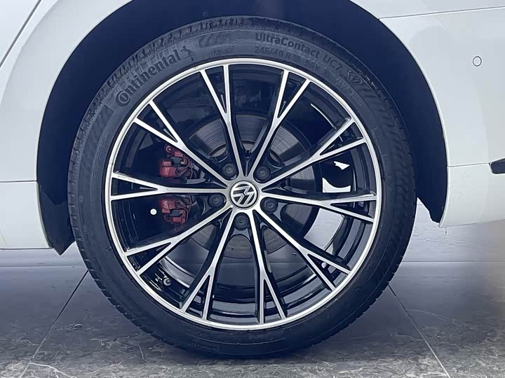 Фото 9 - Volkswagen CC