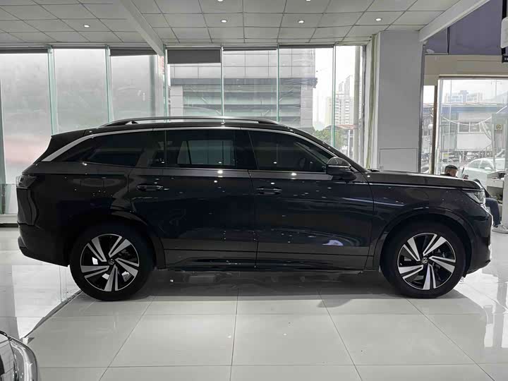 Фото 10 - Volkswagen Tavendor