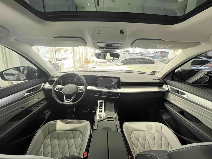 Фото 14 - Volkswagen Tavendor