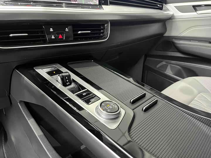 Фото 19 - Volkswagen Tavendor