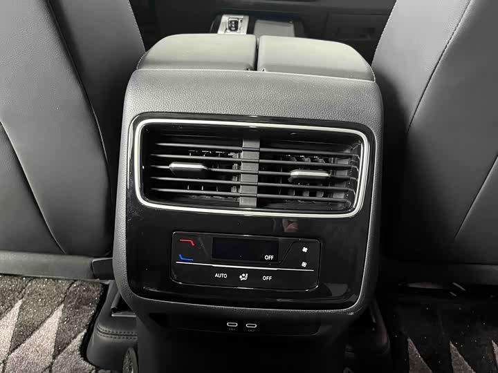 Фото 21 - Volkswagen Tavendor