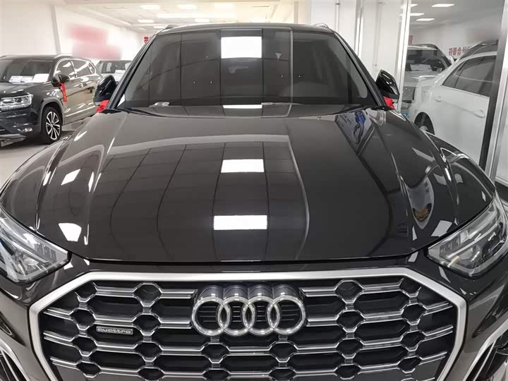 Фото 3 - Audi Q5L