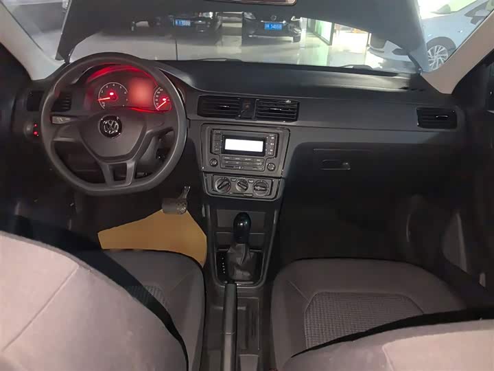 Фото 10 - Volkswagen Santana