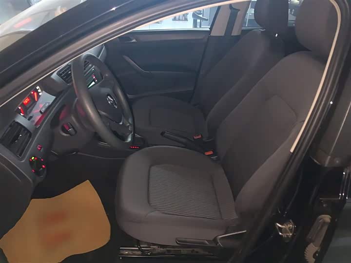 Фото 15 - Volkswagen Santana