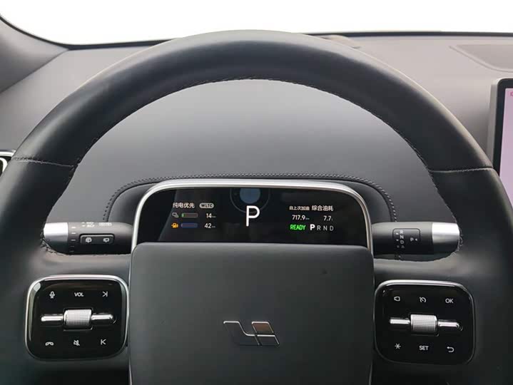 Фото 14 - LiXiang L8