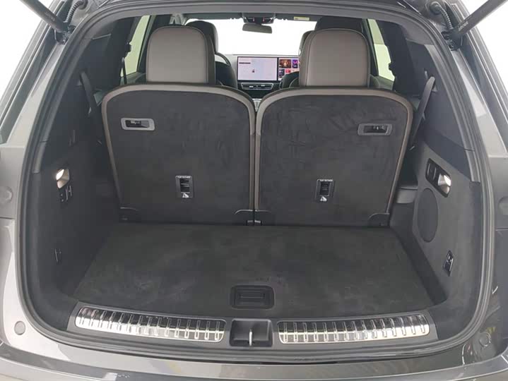 Фото 4 - LiXiang L8