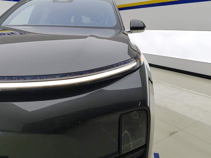 Фото 5 - LiXiang L8