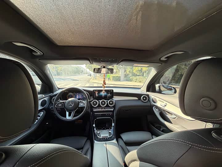 Фото 8 - Mercedes-Benz GLC-Class