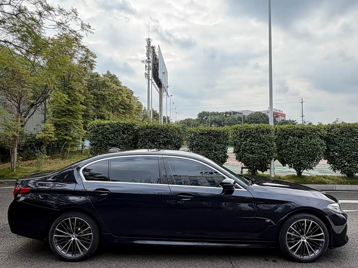 Фото 4 - BMW 5 Series