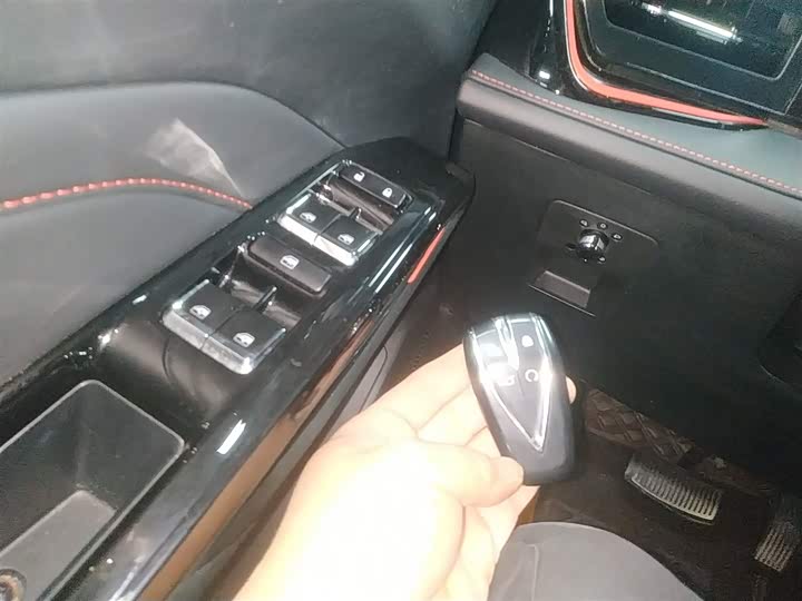 Фото 9 - Changan X5 Plus