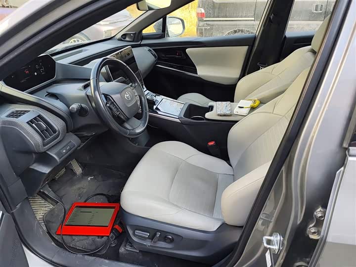 Фото 15 - Toyota bZ4X