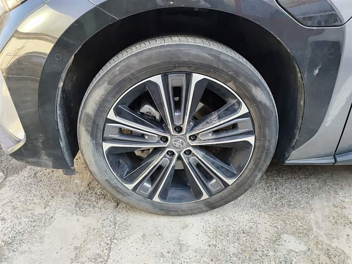 Фото 23 - Toyota bZ4X