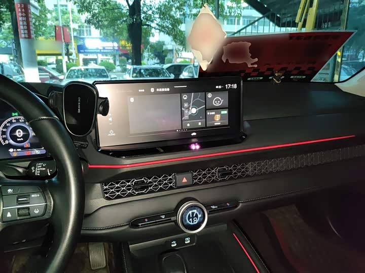 Фото 10 - Honda Accord