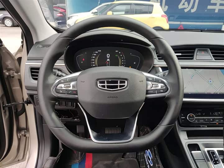 Фото 11 - Geely Emgrand GL