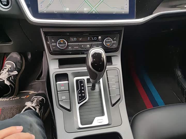 Фото 14 - Geely Emgrand GL