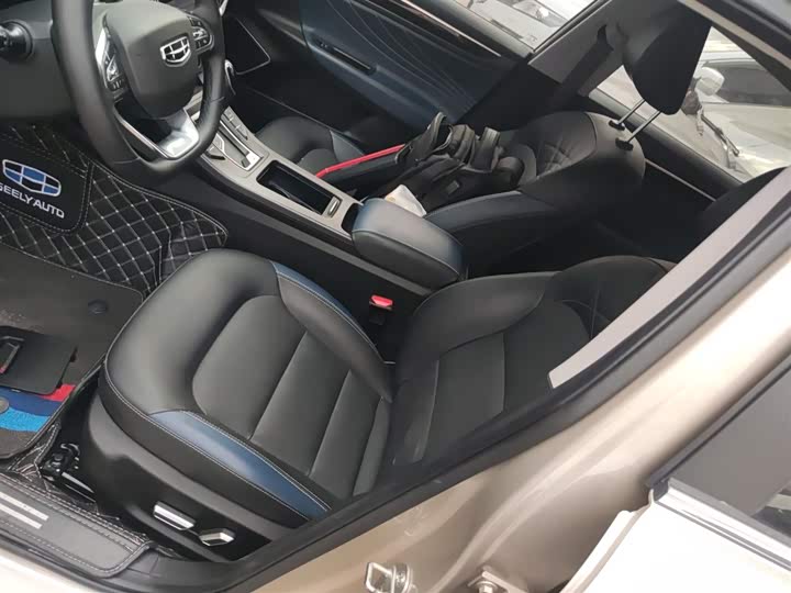 Фото 15 - Geely Emgrand GL