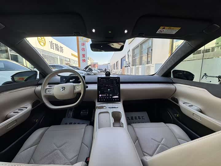 Фото 13 - Nio ET7