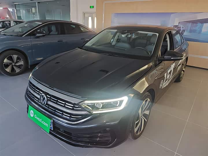 Фото 2 - Volkswagen Sagitar L