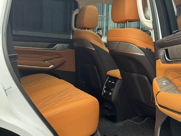 Фото 11 - Tank 500