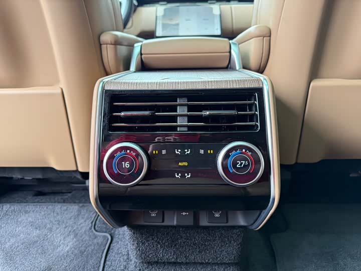 Фото 18 - Land Rover Range Rover