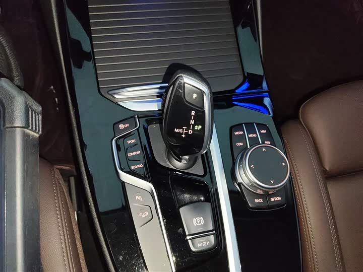 Фото 14 - BMW X3