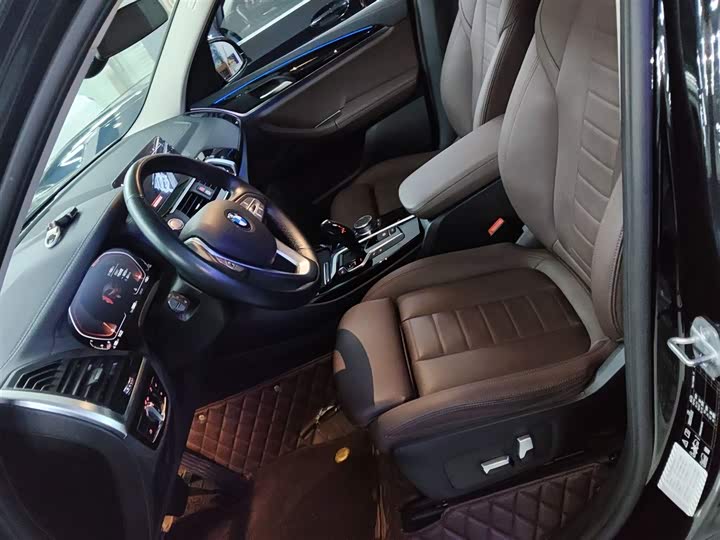 Фото 15 - BMW X3