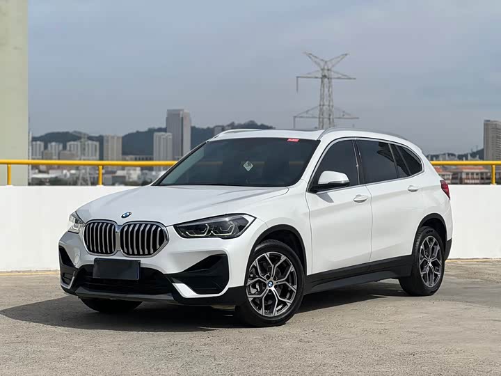 Фото 1 - BMW X1