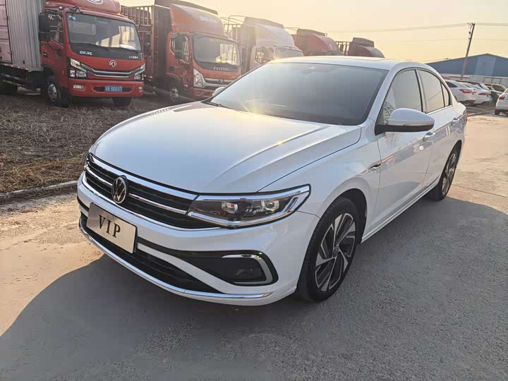 Фото 1 - Volkswagen Bora