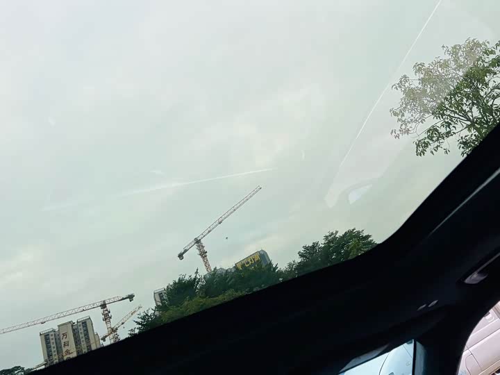 Фото 20 - Geely Monjaro