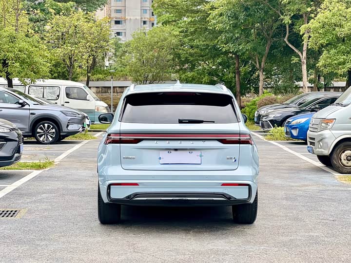 Фото 4 - Geely Monjaro