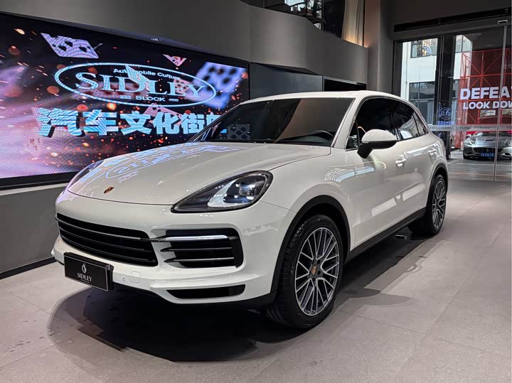 Фото 1 - Porsche Cayenne